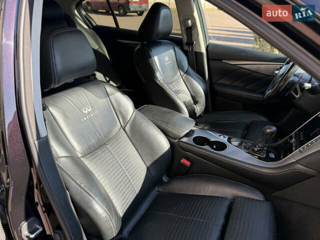 Черный Инфинити Q50, объемом двигателя 2.14 л и пробегом 205 тыс. км за 14600 $, фото 31 на Automoto.ua