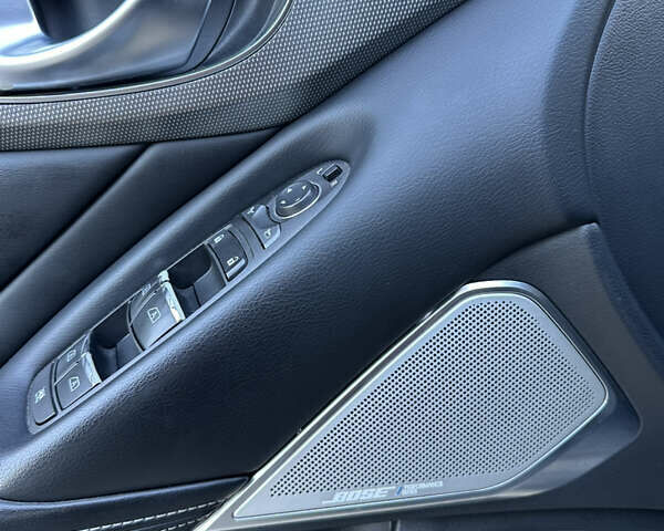 Черный Инфинити Q50, объемом двигателя 1.99 л и пробегом 206 тыс. км за 15500 $, фото 20 на Automoto.ua