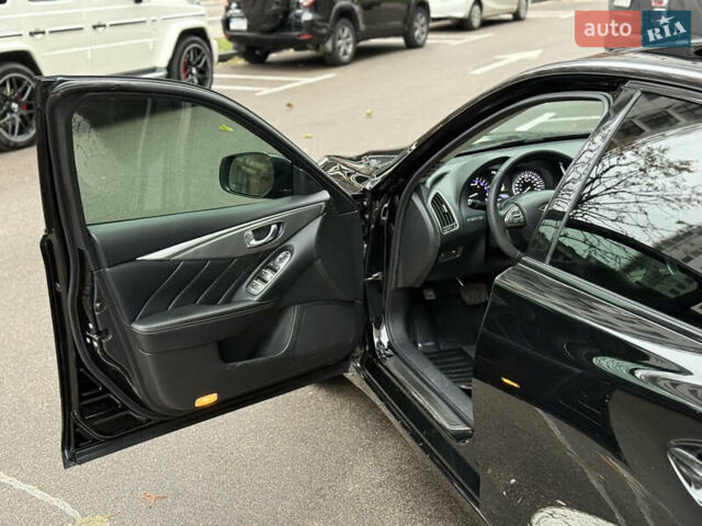 Черный Инфинити Q50, объемом двигателя 3.7 л и пробегом 150 тыс. км за 14650 $, фото 15 на Automoto.ua