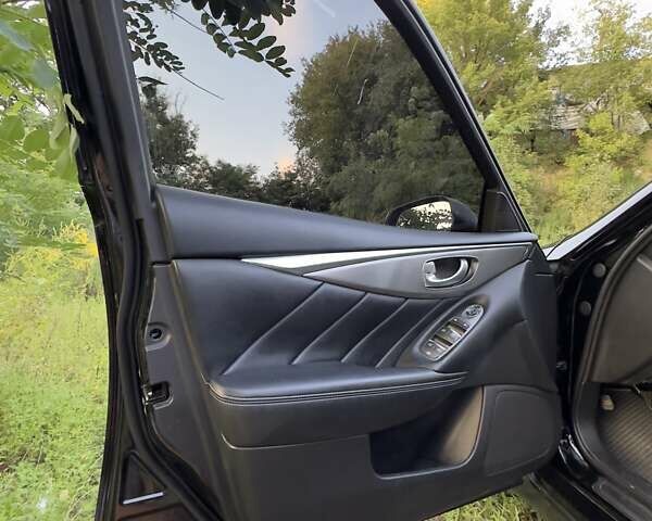 Черный Инфинити Q50, объемом двигателя 3.7 л и пробегом 209 тыс. км за 15000 $, фото 62 на Automoto.ua