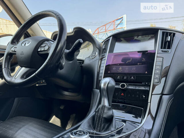 Чорний Інфініті Q50, об'ємом двигуна 1.99 л та пробігом 133 тис. км за 16800 $, фото 10 на Automoto.ua