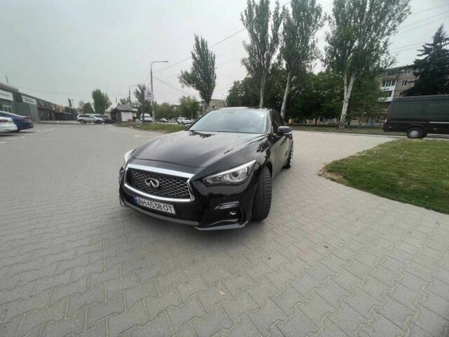 Чорний Інфініті Q50, об'ємом двигуна 2 л та пробігом 143 тис. км за 15000 $, фото 1 на Automoto.ua