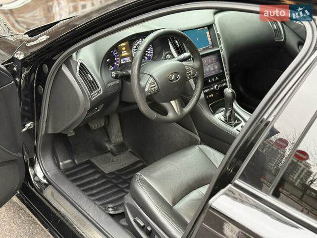Черный Инфинити Q50, объемом двигателя 3.7 л и пробегом 150 тыс. км за 14650 $, фото 18 на Automoto.ua
