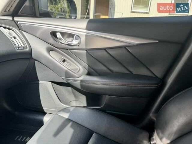 Черный Инфинити Q50, объемом двигателя 3.7 л и пробегом 158 тыс. км за 13500 $, фото 27 на Automoto.ua