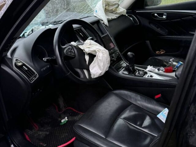 Черный Инфинити Q50, объемом двигателя 0 л и пробегом 248 тыс. км за 7700 $, фото 3 на Automoto.ua