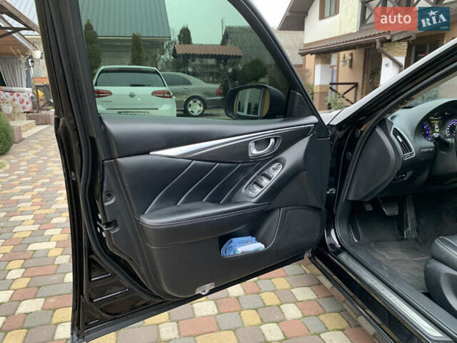 Черный Инфинити Q50, объемом двигателя 2.14 л и пробегом 190 тыс. км за 13350 $, фото 47 на Automoto.ua