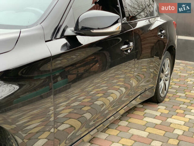 Черный Инфинити Q50, объемом двигателя 2.14 л и пробегом 190 тыс. км за 13350 $, фото 9 на Automoto.ua