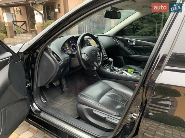 Черный Инфинити Q50, объемом двигателя 2.14 л и пробегом 190 тыс. км за 13350 $, фото 48 на Automoto.ua