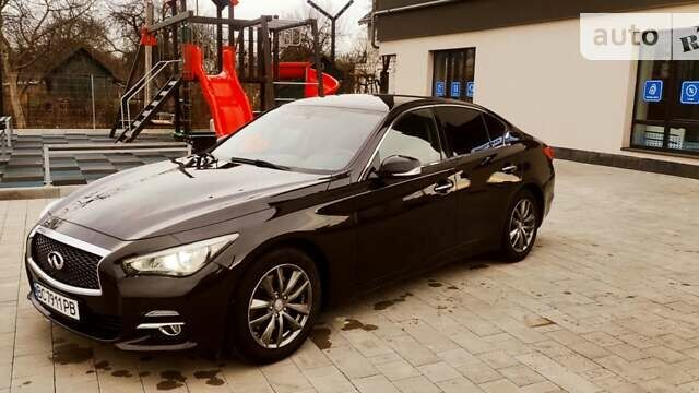 Чорний Інфініті Q50, об'ємом двигуна 2.14 л та пробігом 148 тис. км за 15000 $, фото 15 на Automoto.ua