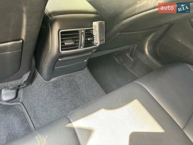 Черный Инфинити Q50, объемом двигателя 3.7 л и пробегом 158 тыс. км за 13500 $, фото 24 на Automoto.ua