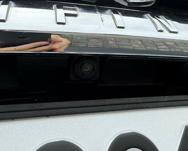 Черный Инфинити Q50, объемом двигателя 3.7 л и пробегом 102 тыс. км за 13800 $, фото 13 на Automoto.ua