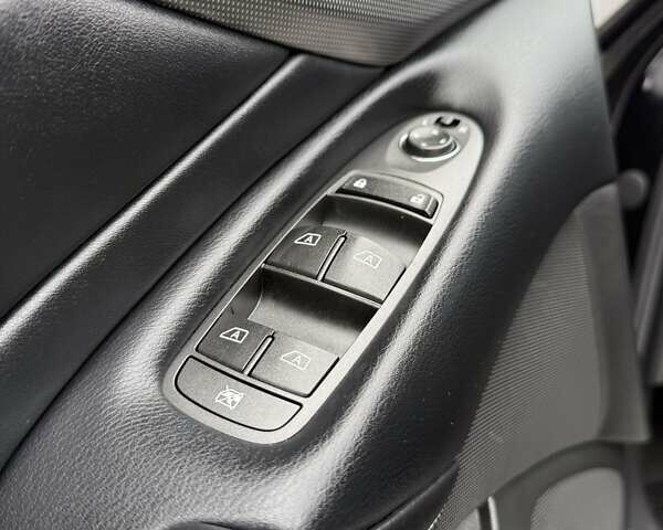 Черный Инфинити Q50, объемом двигателя 3.7 л и пробегом 102 тыс. км за 13800 $, фото 30 на Automoto.ua