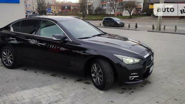 Чорний Інфініті Q50, об'ємом двигуна 2.14 л та пробігом 148 тис. км за 15000 $, фото 8 на Automoto.ua