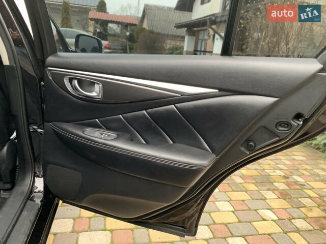 Черный Инфинити Q50, объемом двигателя 2.14 л и пробегом 190 тыс. км за 13350 $, фото 44 на Automoto.ua