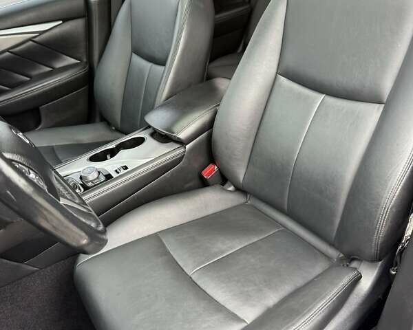 Черный Инфинити Q50, объемом двигателя 3.7 л и пробегом 102 тыс. км за 13800 $, фото 29 на Automoto.ua