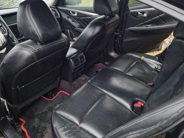 Черный Инфинити Q50, объемом двигателя 0 л и пробегом 248 тыс. км за 7700 $, фото 2 на Automoto.ua