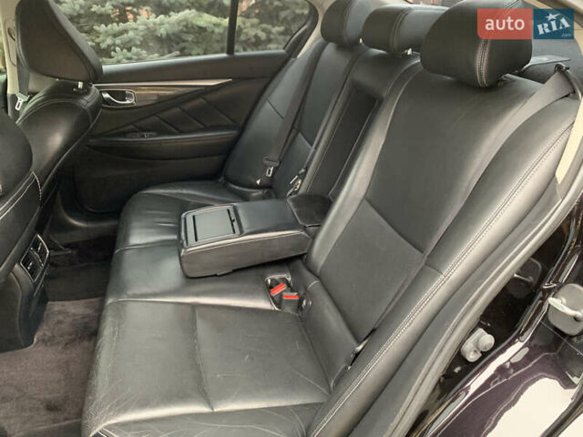 Черный Инфинити Q50, объемом двигателя 2.14 л и пробегом 190 тыс. км за 13350 $, фото 46 на Automoto.ua