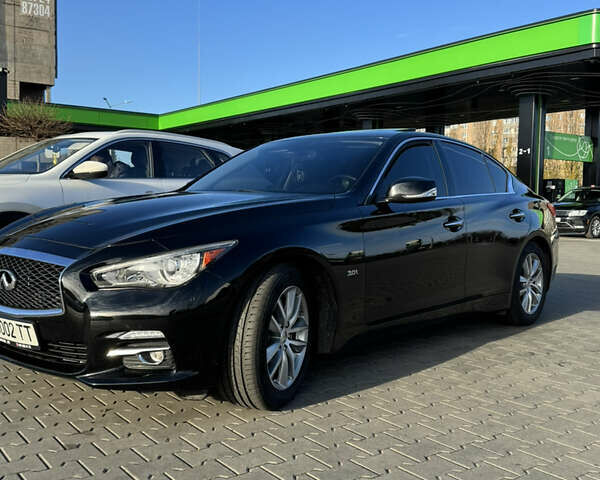 Черный Инфинити Q50, объемом двигателя 3 л и пробегом 175 тыс. км за 13700 $, фото 3 на Automoto.ua