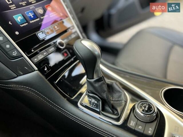 Черный Инфинити Q50, объемом двигателя 2 л и пробегом 53 тыс. км за 18900 $, фото 81 на Automoto.ua