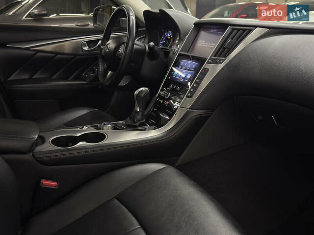 Черный Инфинити Q50, объемом двигателя 3 л и пробегом 137 тыс. км за 15499 $, фото 21 на Automoto.ua