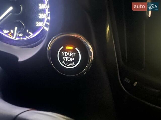 Черный Инфинити Q50, объемом двигателя 2 л и пробегом 53 тыс. км за 18900 $, фото 165 на Automoto.ua