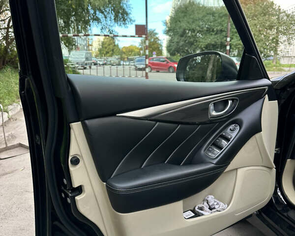 Чорний Інфініті Q50, об'ємом двигуна 2.14 л та пробігом 216 тис. км за 16400 $, фото 12 на Automoto.ua