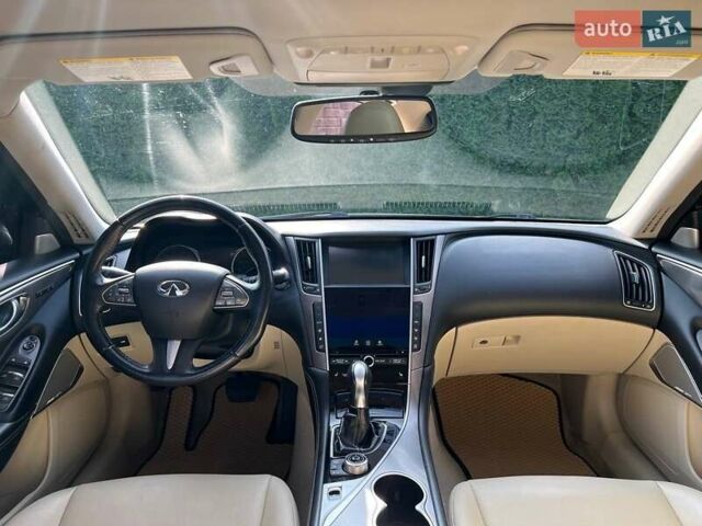Чорний Інфініті Q50, об'ємом двигуна 3 л та пробігом 157 тис. км за 12500 $, фото 40 на Automoto.ua