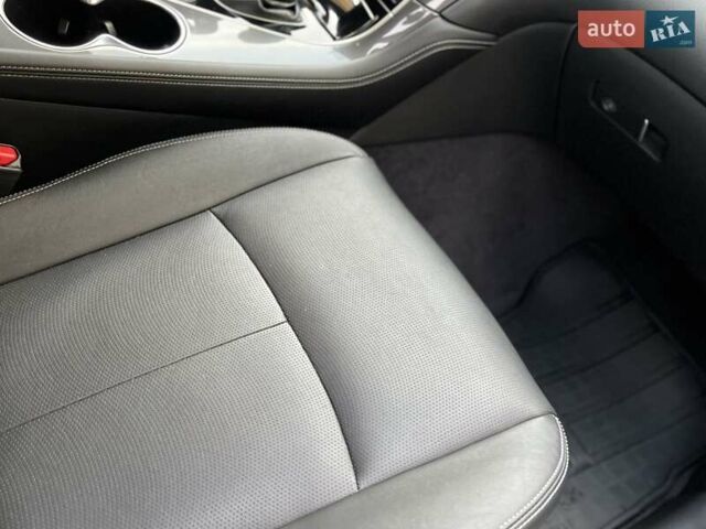 Черный Инфинити Q50, объемом двигателя 2 л и пробегом 53 тыс. км за 18900 $, фото 115 на Automoto.ua