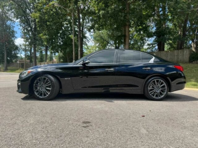 Чорний Інфініті Q50, об'ємом двигуна 3 л та пробігом 77 тис. км за 9000 $, фото 3 на Automoto.ua