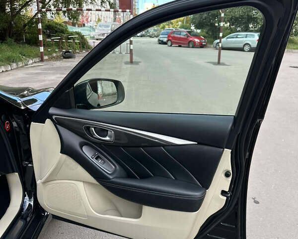 Чорний Інфініті Q50, об'ємом двигуна 2.14 л та пробігом 216 тис. км за 16400 $, фото 16 на Automoto.ua