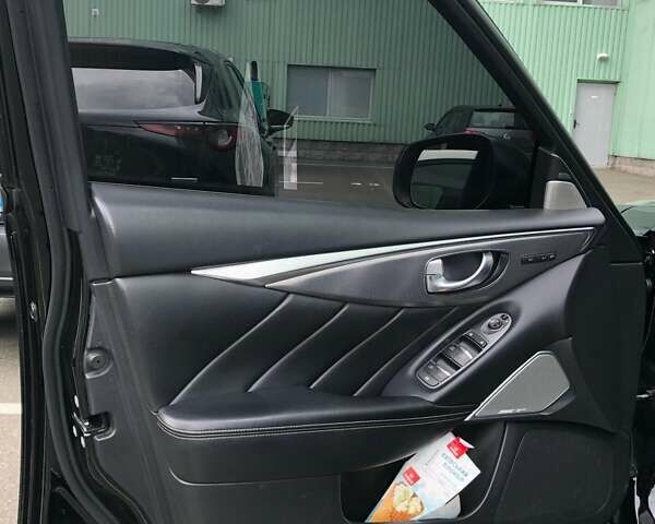 Чорний Інфініті Q50, об'ємом двигуна 3 л та пробігом 144 тис. км за 15350 $, фото 19 на Automoto.ua