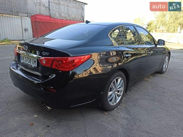 Чорний Інфініті Q50, об'ємом двигуна 1.99 л та пробігом 144 тис. км за 12700 $, фото 5 на Automoto.ua
