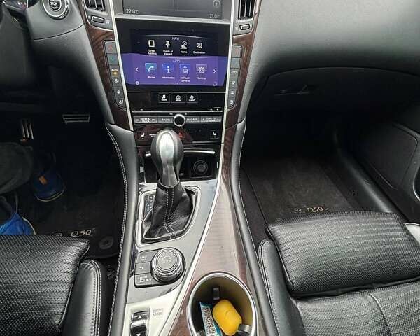Чорний Інфініті Q50, об'ємом двигуна 3 л та пробігом 109 тис. км за 15900 $, фото 8 на Automoto.ua