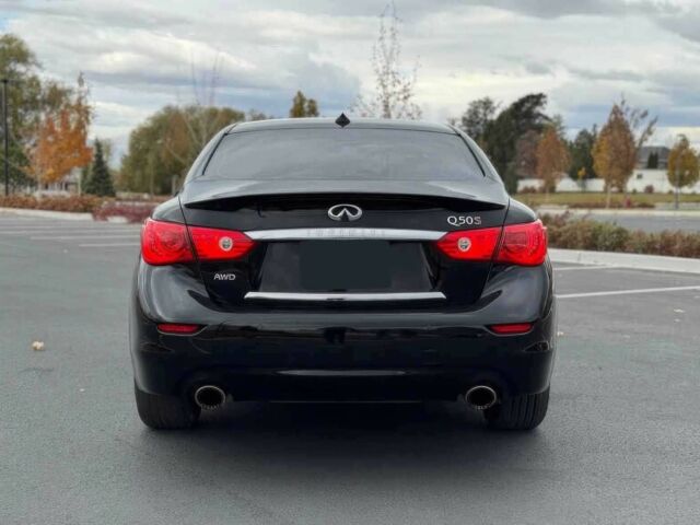 Чорний Інфініті Q50, об'ємом двигуна 3 л та пробігом 77 тис. км за 11400 $, фото 6 на Automoto.ua