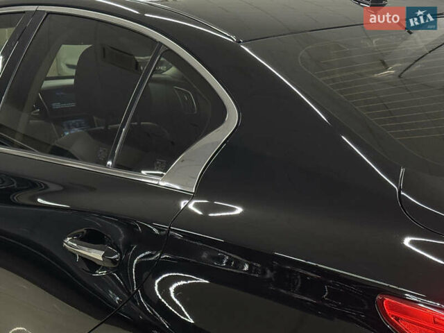 Черный Инфинити Q50, объемом двигателя 3 л и пробегом 137 тыс. км за 15499 $, фото 15 на Automoto.ua