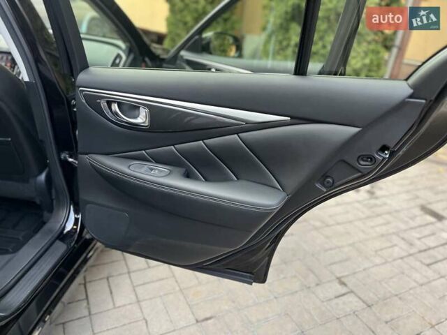 Черный Инфинити Q50, объемом двигателя 2 л и пробегом 53 тыс. км за 18900 $, фото 104 на Automoto.ua