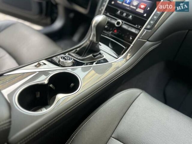 Черный Инфинити Q50, объемом двигателя 2 л и пробегом 53 тыс. км за 18900 $, фото 124 на Automoto.ua