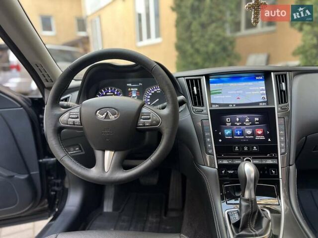 Черный Инфинити Q50, объемом двигателя 2 л и пробегом 53 тыс. км за 18900 $, фото 71 на Automoto.ua