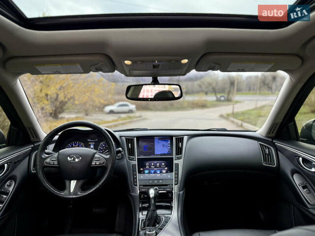 Черный Инфинити Q50, объемом двигателя 3 л и пробегом 155 тыс. км за 12000 $, фото 17 на Automoto.ua