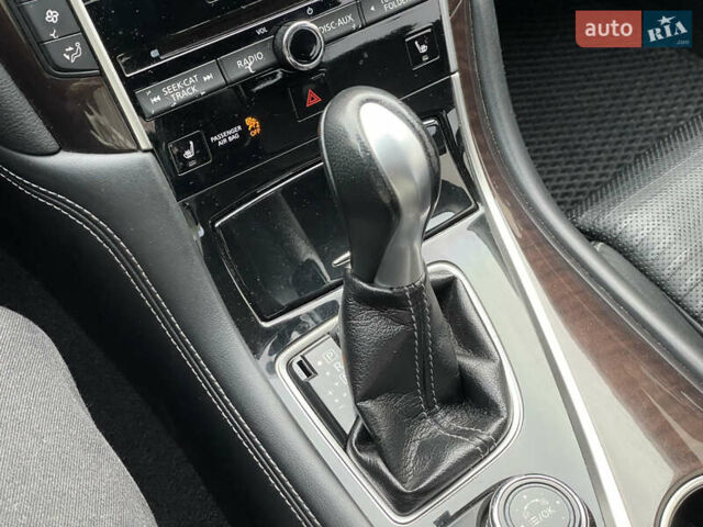 Черный Инфинити Q50, объемом двигателя 3 л и пробегом 155 тыс. км за 16699 $, фото 30 на Automoto.ua