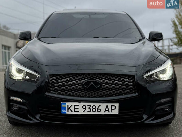 Черный Инфинити Q50, объемом двигателя 3 л и пробегом 155 тыс. км за 12000 $, фото 3 на Automoto.ua