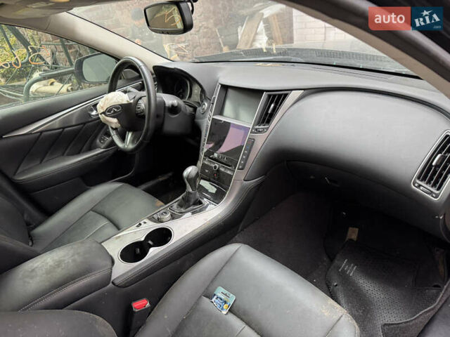 Чорний Інфініті Q50, об'ємом двигуна 3 л та пробігом 97 тис. км за 4999 $, фото 4 на Automoto.ua