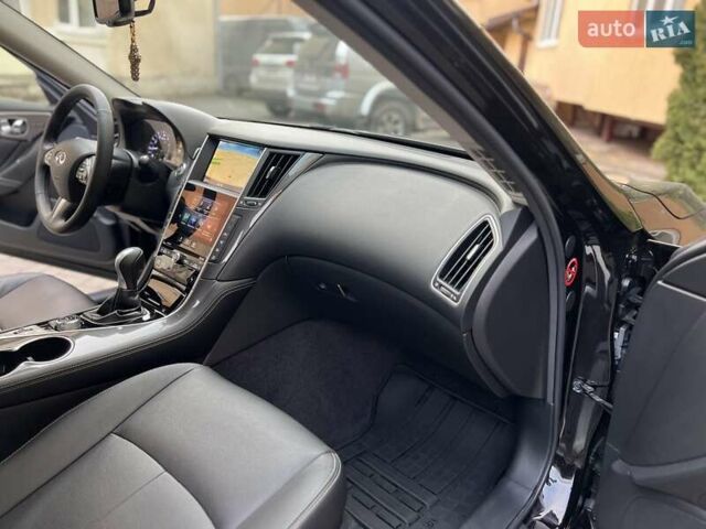 Черный Инфинити Q50, объемом двигателя 2 л и пробегом 53 тыс. км за 18900 $, фото 122 на Automoto.ua