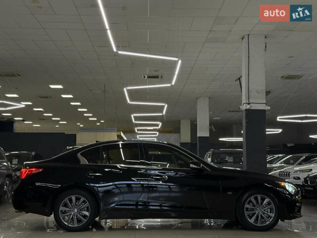 Черный Инфинити Q50, объемом двигателя 3 л и пробегом 137 тыс. км за 15499 $, фото 7 на Automoto.ua