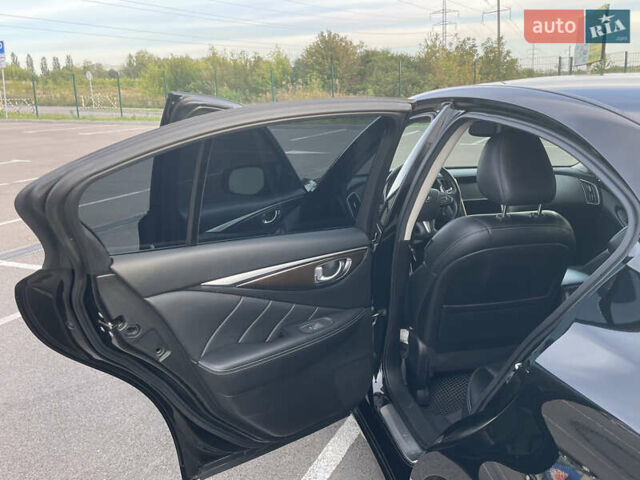 Черный Инфинити Q50, объемом двигателя 3 л и пробегом 155 тыс. км за 16699 $, фото 24 на Automoto.ua