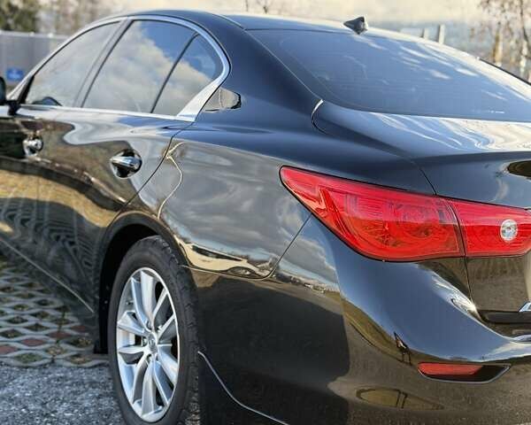 Черный Инфинити Q50, объемом двигателя 1.99 л и пробегом 140 тыс. км за 14500 $, фото 20 на Automoto.ua