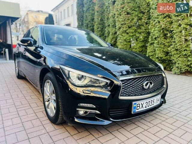 Черный Инфинити Q50, объемом двигателя 2 л и пробегом 53 тыс. км за 18900 $, фото 6 на Automoto.ua