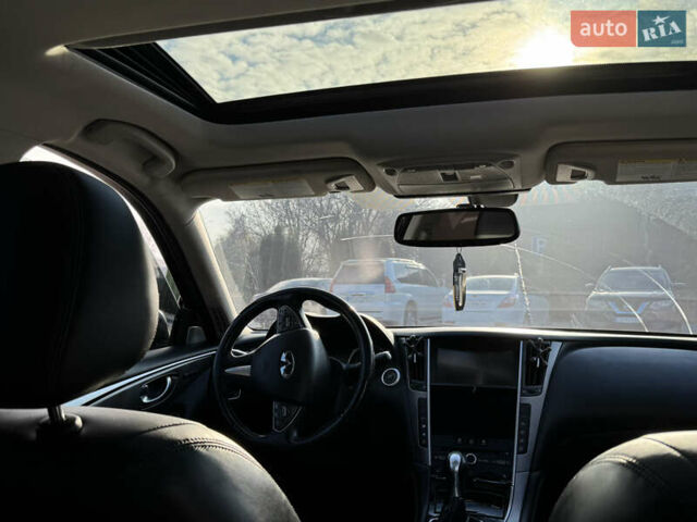 Черный Инфинити Q50, объемом двигателя 3 л и пробегом 175 тыс. км за 13700 $, фото 10 на Automoto.ua