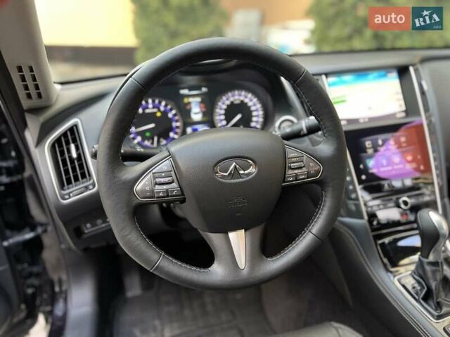 Черный Инфинити Q50, объемом двигателя 2 л и пробегом 53 тыс. км за 18900 $, фото 87 на Automoto.ua