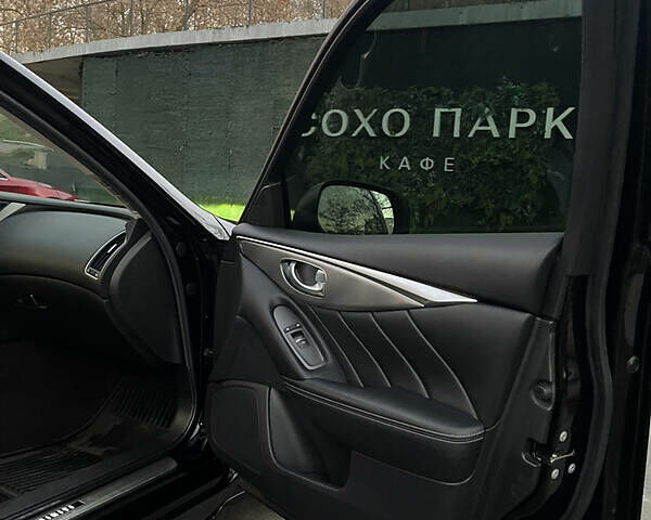 Чорний Інфініті Q50, об'ємом двигуна 3 л та пробігом 125 тис. км за 18999 $, фото 35 на Automoto.ua